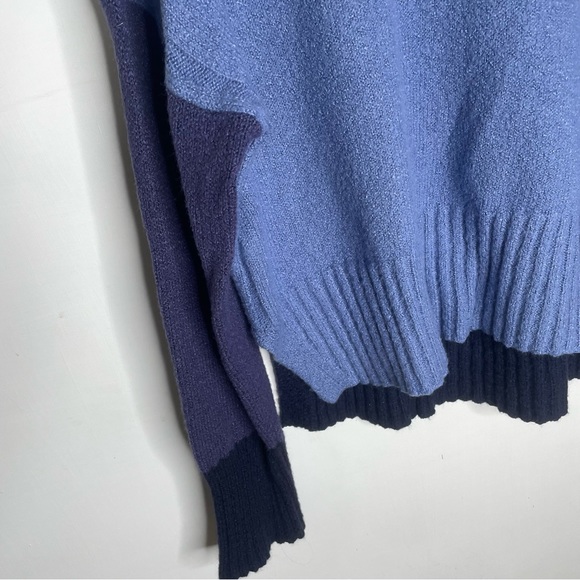 Time & TRU blue color blocked Mockneck knit sweater Large - Picture 2 of 6